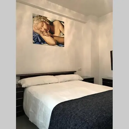 Ac Triana Arellano Apartman *