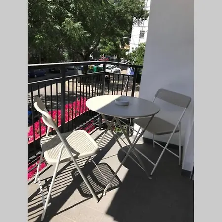 Ac Triana Arellano Apartman